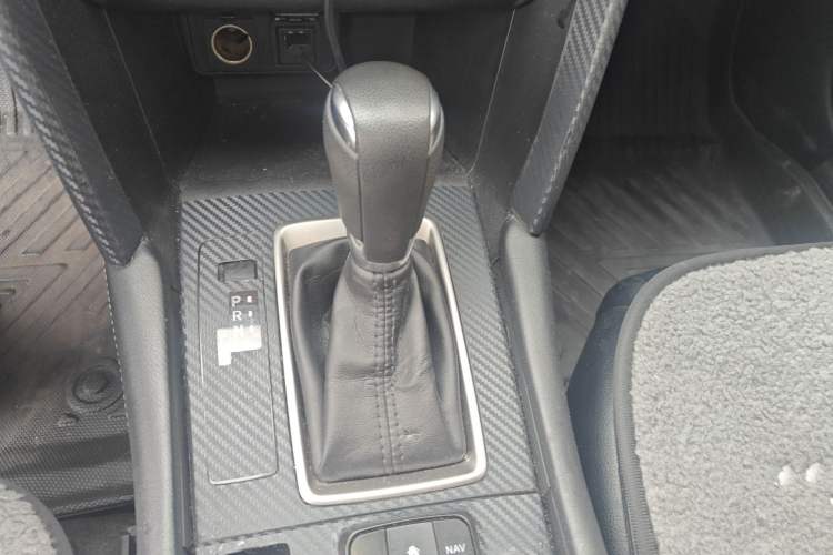 Used Mazda CX-4 2016 2.0L Automatic 2WD Blue Sky Dynamic Edition Gear Lever