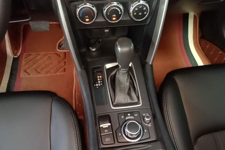 Used Mazda CX-4 2016 2.0L Automatic 2WD Blue Sky Dynamic Edition Gear Lever