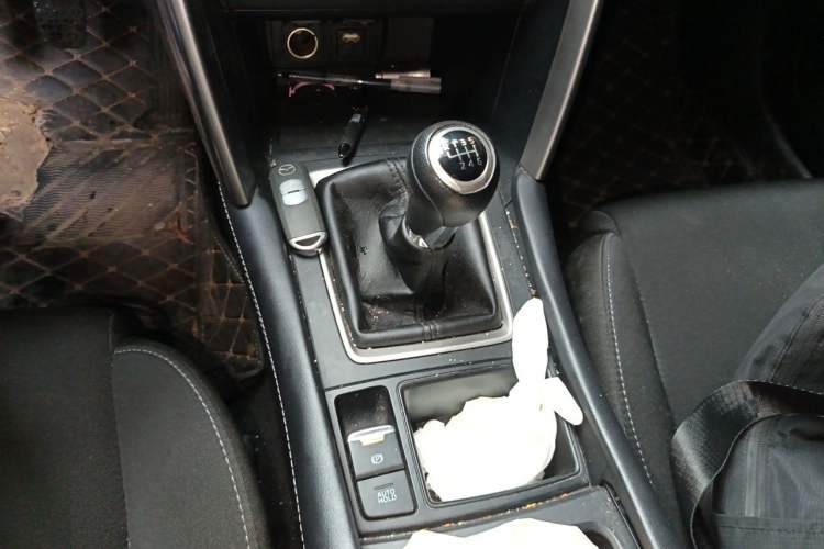 Used Mazda CX-4 2016 2.0L Manual Two-Wheel Drive Blue Sky Dynamic Edition Gear Lever