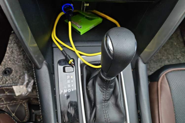 Used Mazda CX-4 2016 2.0L Automatic 2WD Blue Sky Dynamic Edition Gear Lever