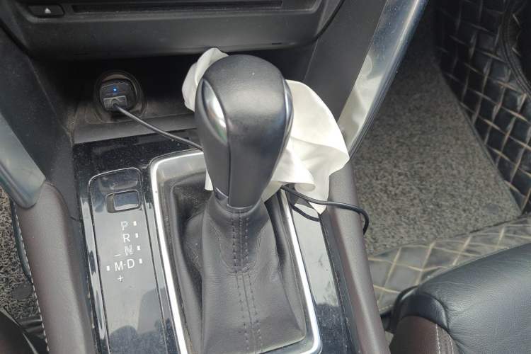 Used Mazda CX-4 2016 2.0L Automatic 2WD Blue Sky Luxury Edition Gear Lever
