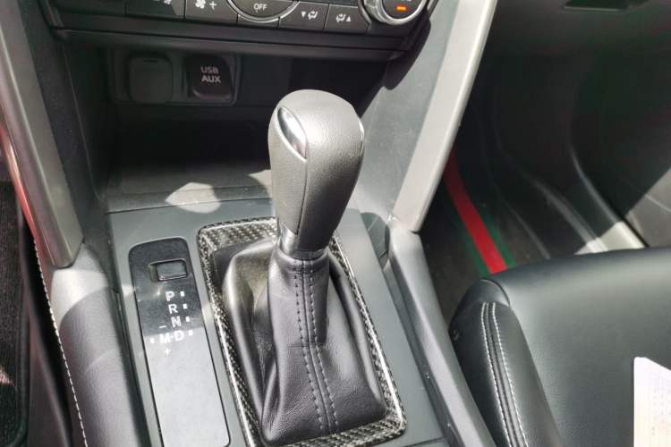 Used Mazda CX-4 2016 2.0L Automatic 2WD Blue Sky Dynamic Leather Edition Gear Lever