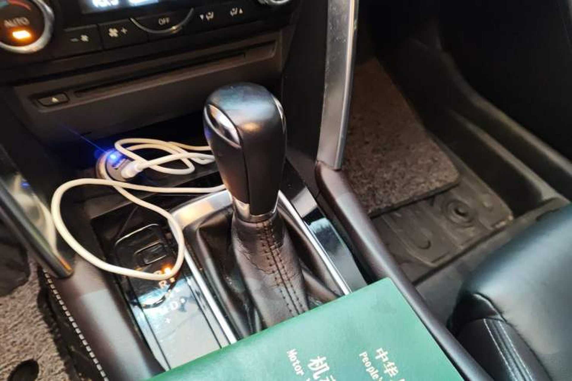 Used Mazda CX-4 2016 2.0L Automatic 2WD Blue Sky Luxury Edition Gear Lever