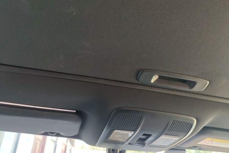 Used Mazda CX-4 2016 2.0L Automatic 2WD Blue Sky Dynamic Edition Headliner
