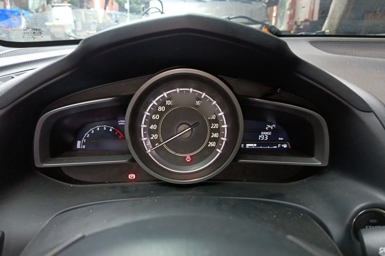 Used Mazda CX-4 2016 2.0L Manual Two-Wheel Drive Blue Sky Dynamic Edition Instrument Cluster