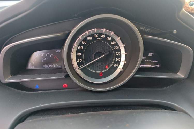 Used Mazda CX-4 2016 2.0L Automatic 2WD Blue Sky Luxury Edition Instrument Cluster