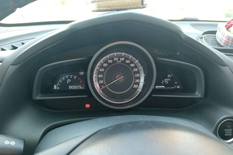 Used Mazda CX-4 2016 2.0L Automatic 2WD Blue Sky Luxury Edition Instrument Cluster
