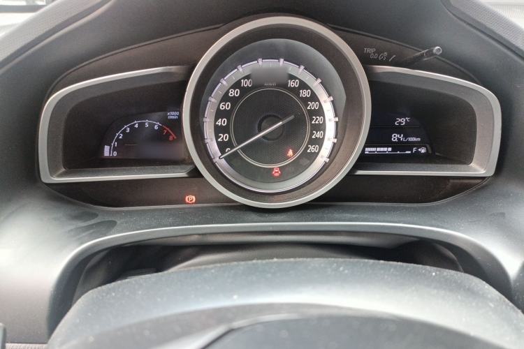 Used Mazda CX-4 2016 2.0L Manual Two-Wheel Drive Blue Sky Dynamic Edition Instrument Cluster