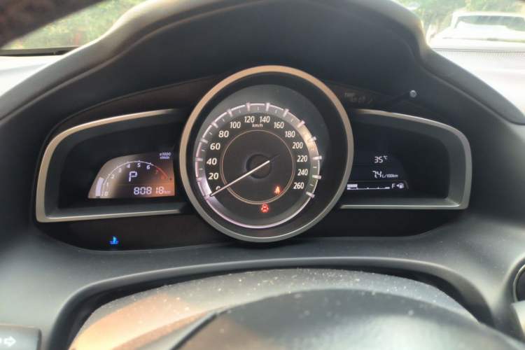 Used Mazda CX-4 2016 2.0L Automatic 2WD Blue Sky Luxury Edition Instrument Cluster