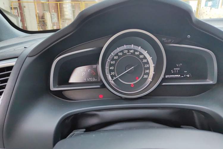 Used Mazda CX-4 2016 2.0L Automatic 2WD Blue Sky Dynamic Edition Instrument Cluster