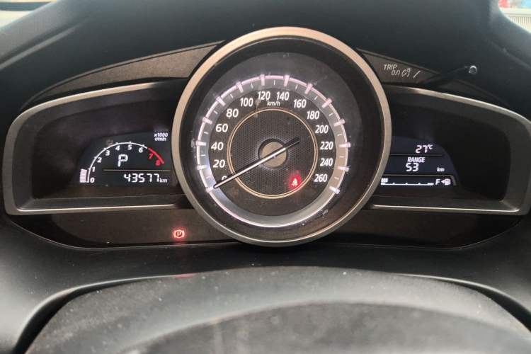 Used Mazda CX-4 2016 2.0L Automatic 2WD Blue Sky Dynamic Leather Edition Instrument Cluster