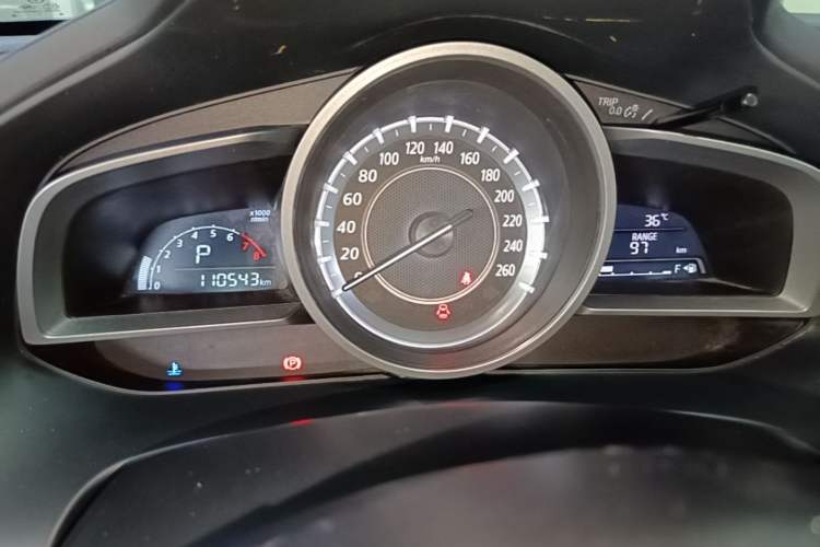 Used Mazda CX-4 2016 2.0L Automatic 2WD Blue Sky Dynamic Edition Instrument Cluster