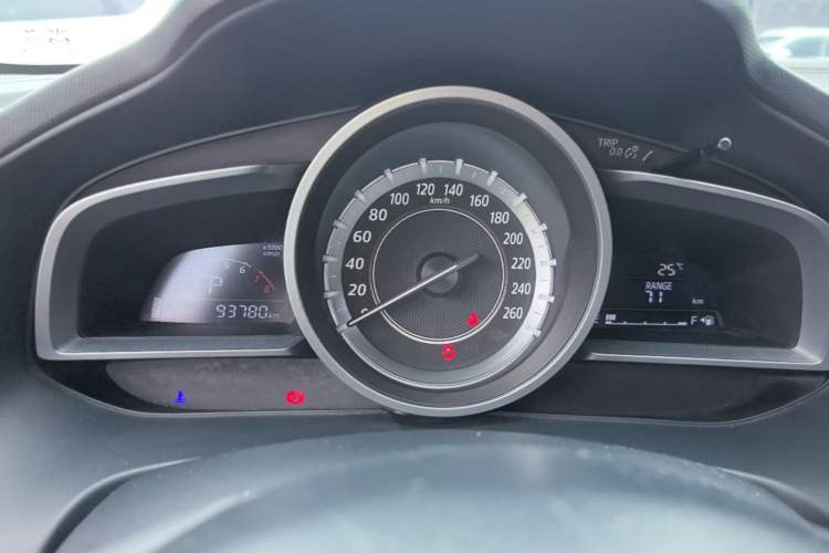 Used Mazda CX-4 2016 2.0L Automatic 2WD Blue Sky Dynamic Edition Instrument Cluster