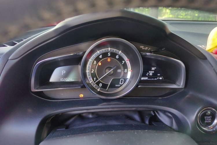 Used Mazda CX-4 2016 2.0L Automatic Two-Wheel Drive Blue Sky Leading Edition Instrument Cluster