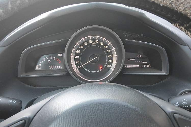 Used Mazda CX-4 2016 2.0L Automatic 2WD Blue Sky Luxury Edition Instrument Cluster