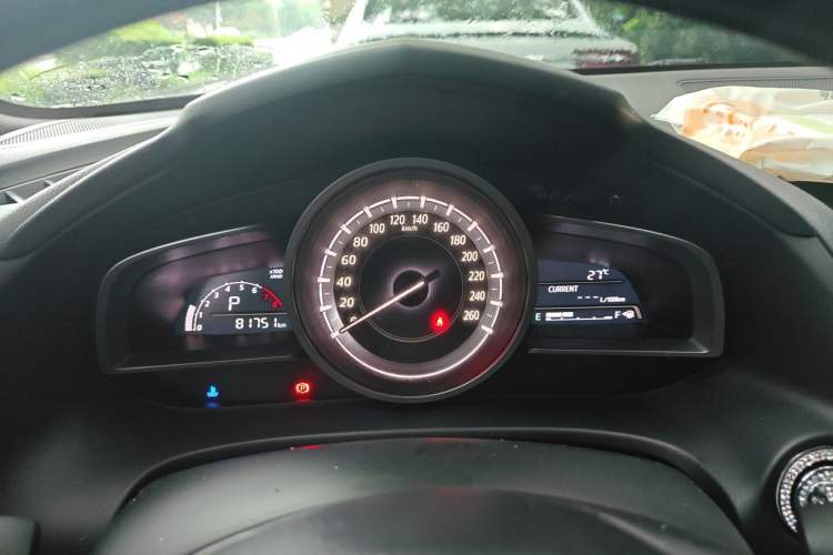 Used Mazda CX-4 2016 2.0L Automatic 2WD Blue Sky Dynamic Leather Edition Instrument Cluster