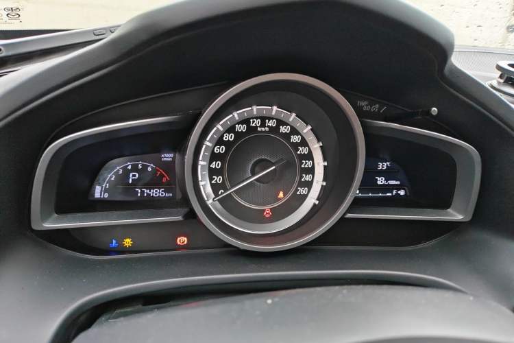Used Mazda CX-4 2016 2.0L Automatic 2WD Blue Sky Dynamic Edition Instrument Cluster