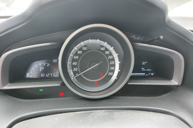 Used Mazda CX-4 2016 2.0L Automatic 2WD Blue Sky Luxury Edition Instrument Cluster