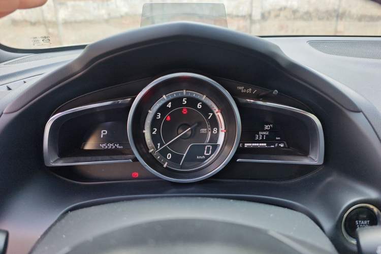 Used Mazda CX-4 2016 2.0L Automatic Two-Wheel Drive Blue Sky Leading Edition Instrument Cluster