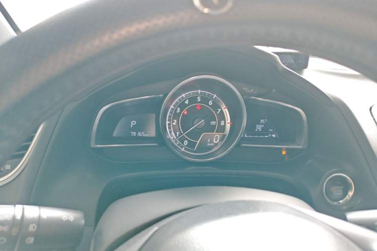 Used Mazda CX-4 2016 2.0L Automatic Two-Wheel Drive Blue Sky Leading Edition Instrument Cluster