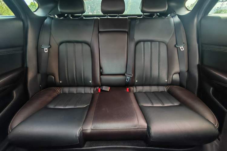 Used Mazda CX-4 2016 2.0L Automatic 2WD Blue Sky Luxury Edition Interior 4