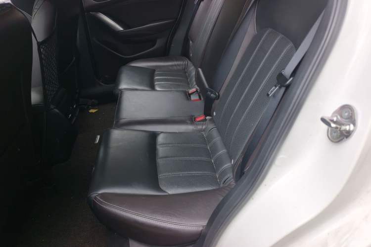 Used Mazda CX-4 2016 2.0L Automatic 2WD Blue Sky Luxury Edition Interior 4