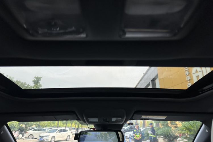 Used Mazda CX-4 2016 2.0L Automatic Two-Wheel Drive Blue Sky Leading Edition Interior 7