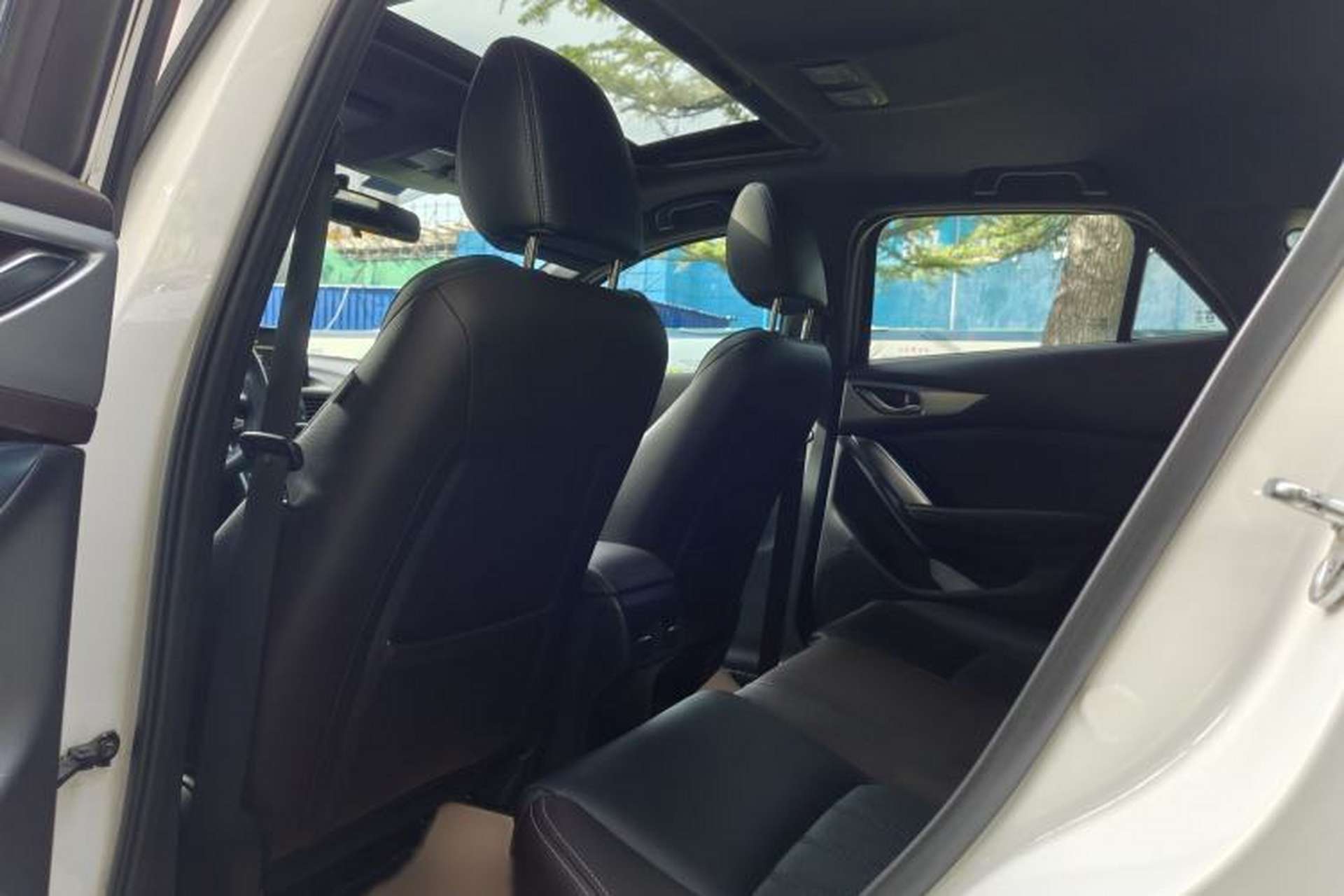 Used Mazda CX-4 2016 2.0L Automatic 2WD Blue Sky Luxury Edition Interior 8