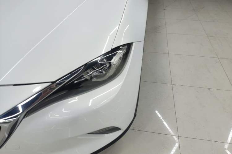 Used Mazda CX-4 2016 2.0L Automatic 2WD Blue Sky Dynamic Edition Left Front Headlight
