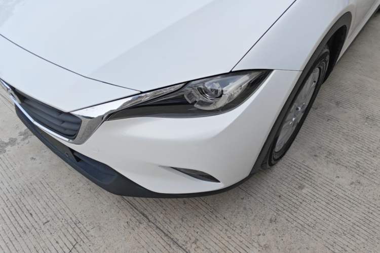 Used Mazda CX-4 2016 2.0L Automatic 2WD Blue Sky Dynamic Edition Left Front Headlight