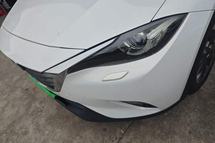 Used Mazda CX-4 2016 2.5L Automatic 4x4 Bluetide Fearless Edition Left Front Headlight