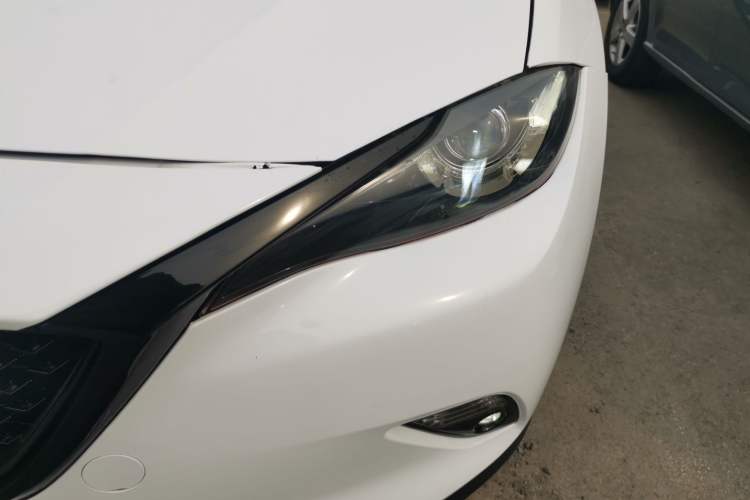 Used Mazda CX-4 2016 2.5L Automatic 4x4 Sky Blue Passion Edition Left Front Headlight