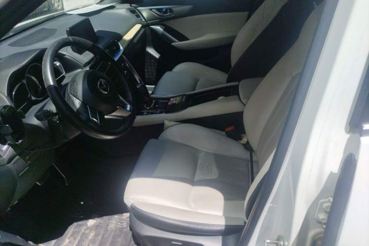 Used Mazda CX-4 2016 2.0L Automatic Two-Wheel Drive Blue Sky Leading Edition Left Front Seat
