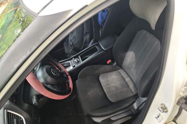Used Mazda CX-4 2016 2.0L Automatic 2WD Blue Sky Dynamic Edition Left Front Seat