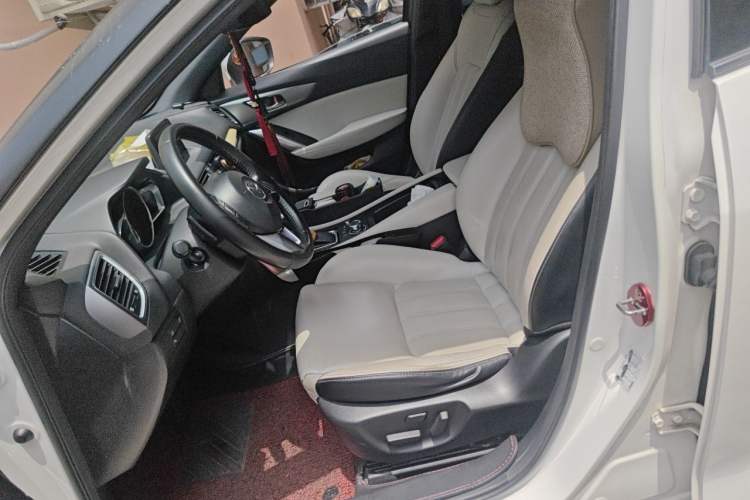 Used Mazda CX-4 2016 2.0L Automatic Two-Wheel Drive Blue Sky Leading Edition Left Front Seat
