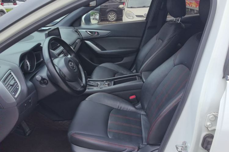 Used Mazda CX-4 2016 2.0L Automatic 2WD Blue Sky Dynamic Edition Left Front Seat
