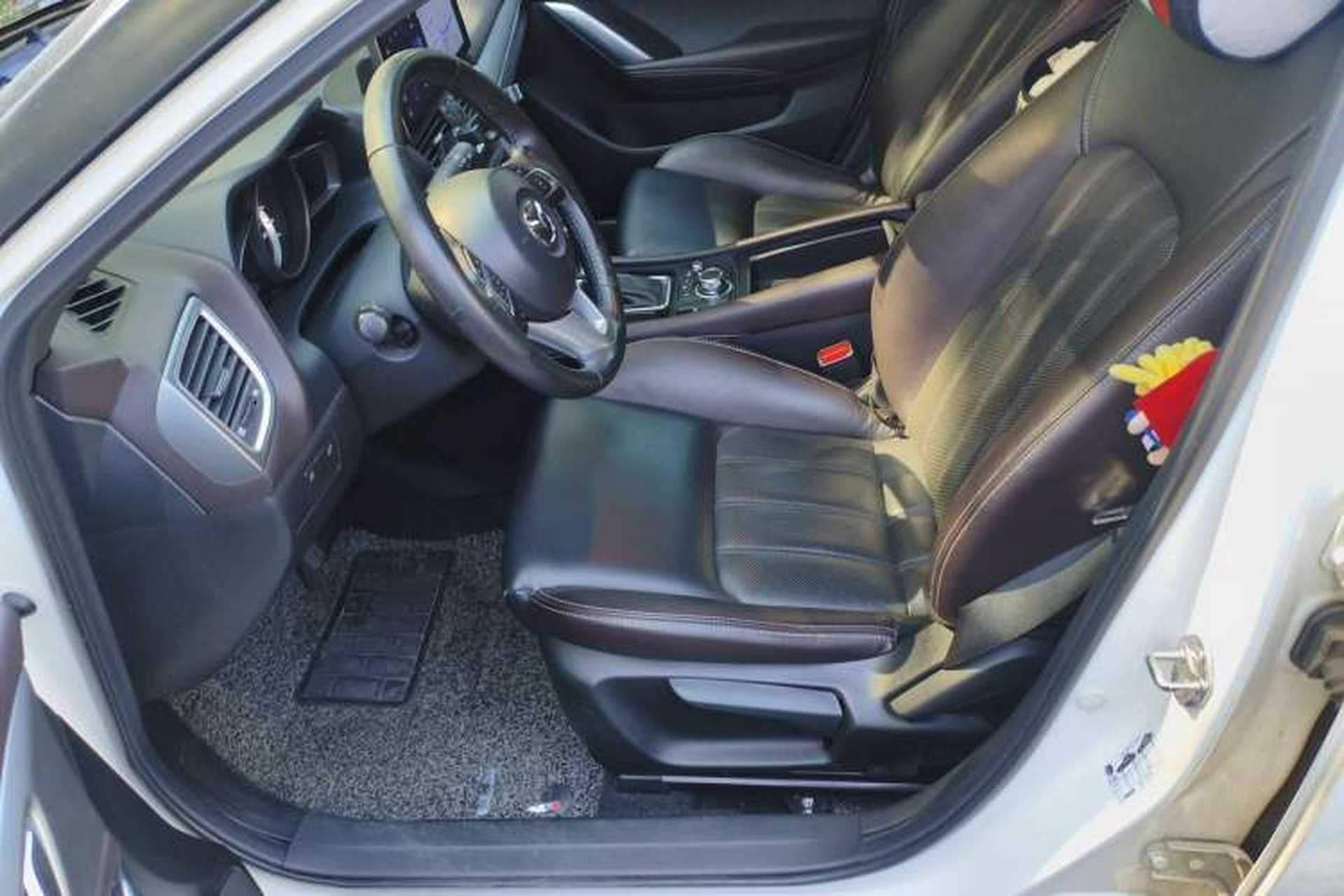 Used Mazda CX-4 2016 2.0L Automatic 2WD Blue Sky Luxury Edition Left Front Seat