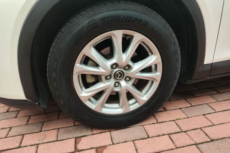 Used Mazda CX-4 2016 2.0L Automatic 2WD Blue Sky Luxury Edition Left Front Wheel Hub