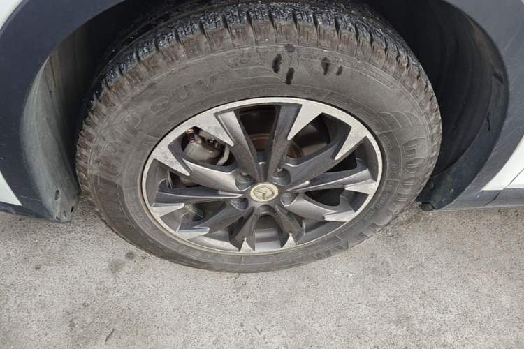 Used Mazda CX-4 2016 2.0L Automatic 2WD Blue Sky Dynamic Edition Left Front Wheel Hub