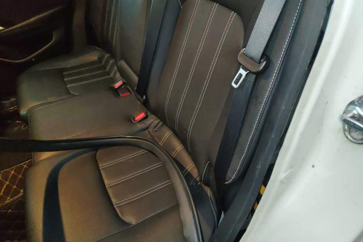 Used Mazda CX-4 2016 2.0L Automatic 2WD Blue Sky Dynamic Edition Left Rear Seat