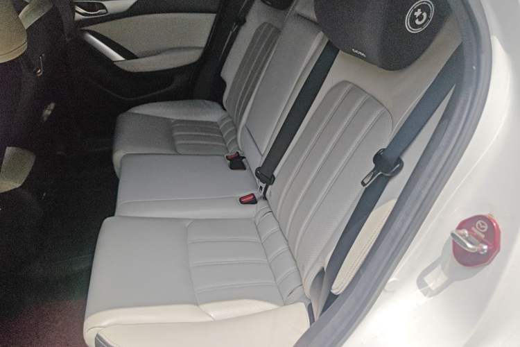 Used Mazda CX-4 2016 2.0L Automatic Two-Wheel Drive Blue Sky Leading Edition Left Rear Seat