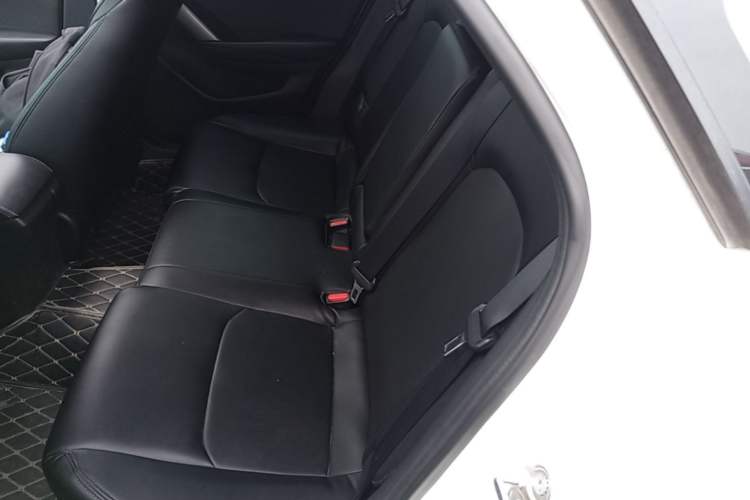 Used Mazda CX-4 2016 2.0L Automatic 2WD Blue Sky Dynamic Edition Left Rear Seat