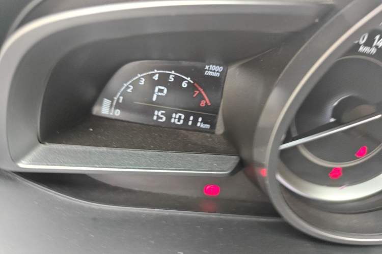 Used Mazda CX-4 2016 2.0L Automatic 2WD Blue Sky Luxury Edition Odometer Close Up