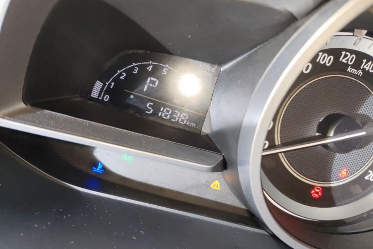 Used Mazda CX-4 2016 2.0L Automatic 2WD Blue Sky Dynamic Edition Odometer Close Up