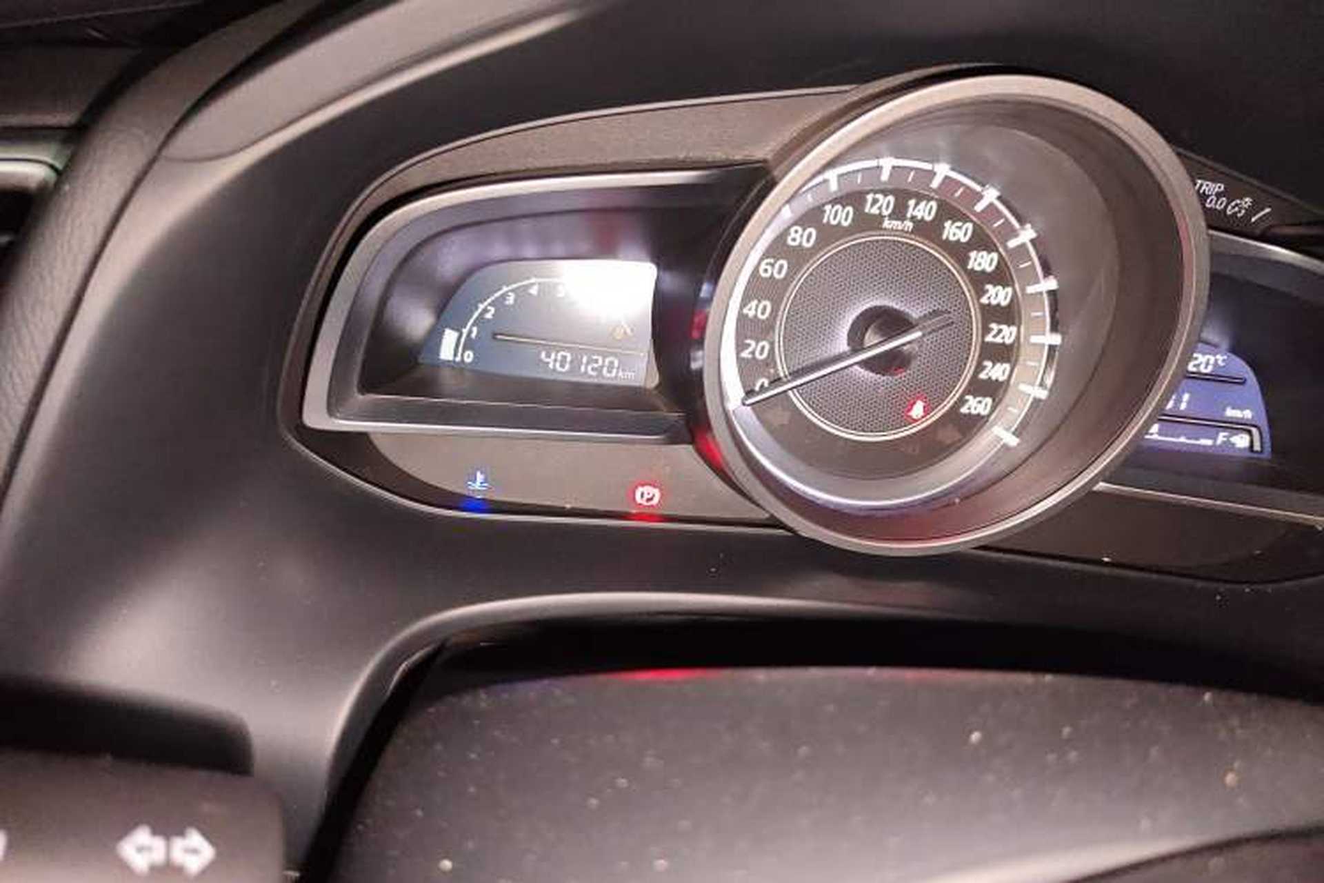Used Mazda CX-4 2016 2.0L Manual Two-Wheel Drive Blue Sky Dynamic Edition Odometer Close Up