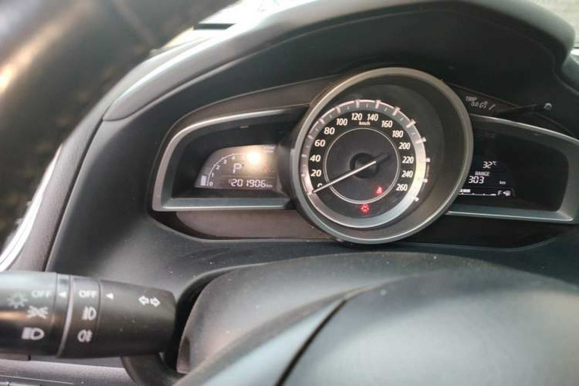Used Mazda CX-4 2016 2.0L Automatic 2WD Blue Sky Luxury Edition Odometer Close Up