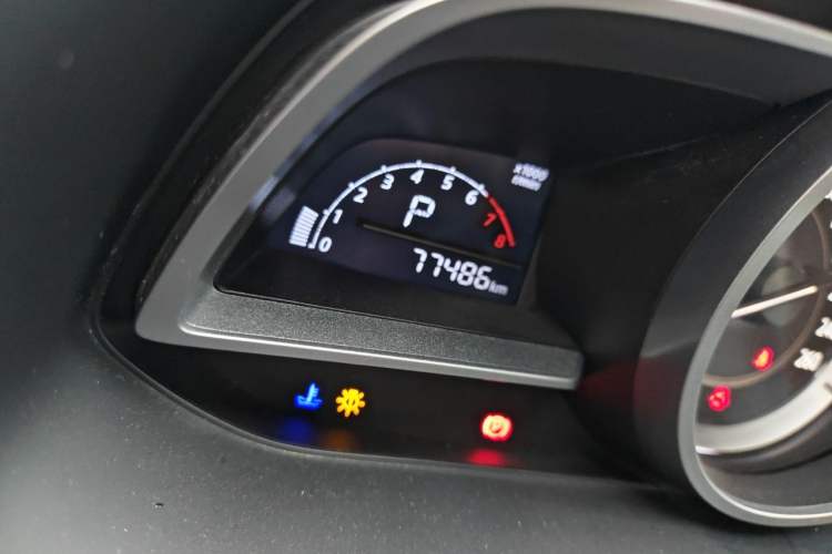 Used Mazda CX-4 2016 2.0L Automatic 2WD Blue Sky Dynamic Edition Odometer Close Up