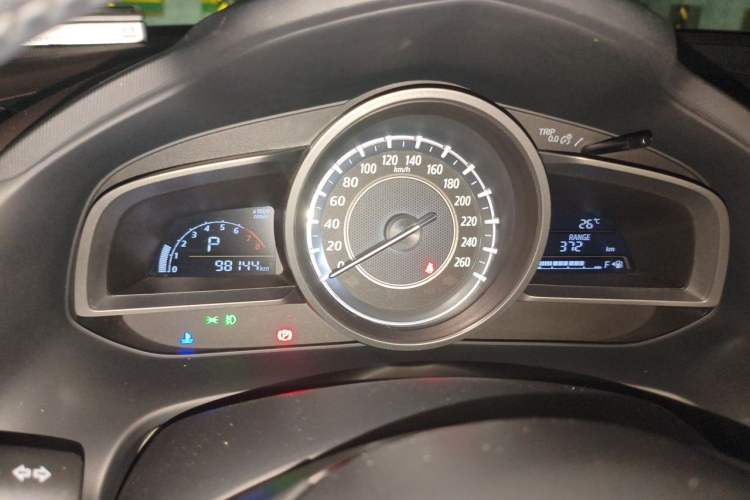Used Mazda CX-4 2016 2.0L Automatic 2WD Blue Sky Luxury Edition Odometer Close Up