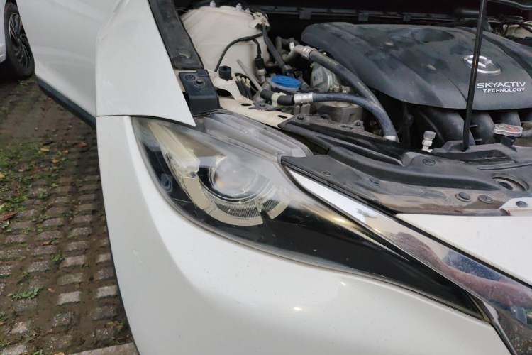 Used Mazda CX-4 2016 2.0L Automatic 2WD Blue Sky Dynamic Edition Right Front Headlight