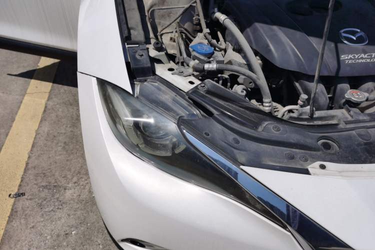 Used Mazda CX-4 2016 2.5L Automatic 4x4 Sky Blue Passion Edition Right Front Headlight